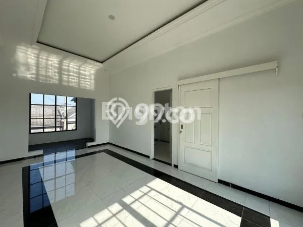 Rumah sewa siap huni 4 Kamar Tidur di Solo Baru, Surakarta Rumah sewa siap huni 4 Kamar Tidur di Solo Baru, Surakarta