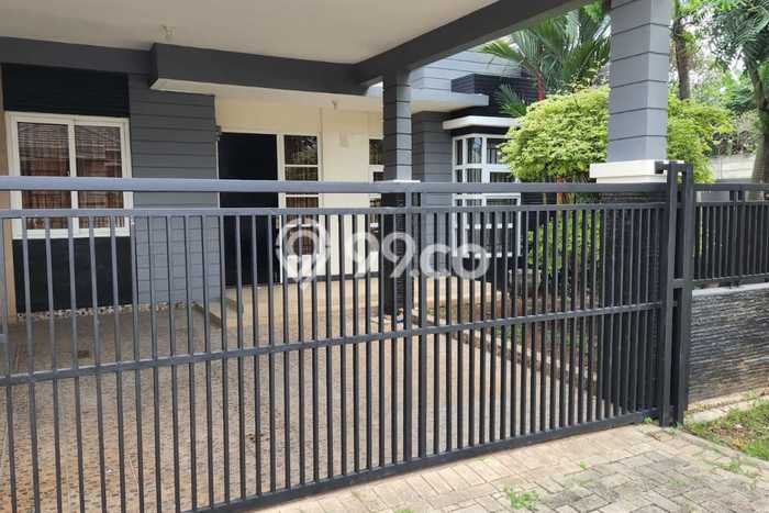 Rumah Minimalis 5 KT LT 303m2 di Cikeas Rumah Minimalis 5 KT LT 303m2 di Cikeas