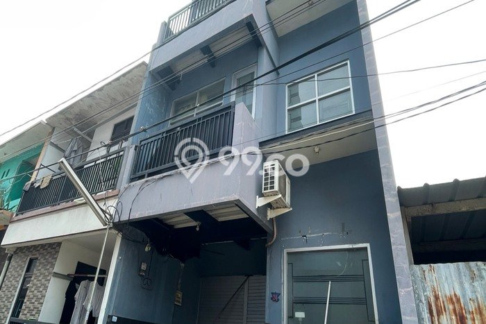 Rumah Modern 9 KT di Cibubur Bekasi Semi Furnished Rumah Modern 9 KT di Cibubur Bekasi Semi Furnished