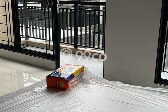 BEST DEAL! Rumah area Sidoarjo, 3 KT, Dekat Pusat Kota, LT 98m2m² Bangunan 105m2m² BEST DEAL! Rumah area Sidoarjo, 3 KT, Dekat Pusat Kota, LT 98m2m² Bangunan 105m2m²