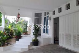 Rumah Mewah LB 500m2 Siap Pakai Desain Elegan di Depok I, Depok Rumah Mewah LB 500m2 Siap Pakai Desain Elegan di Depok I, Depok