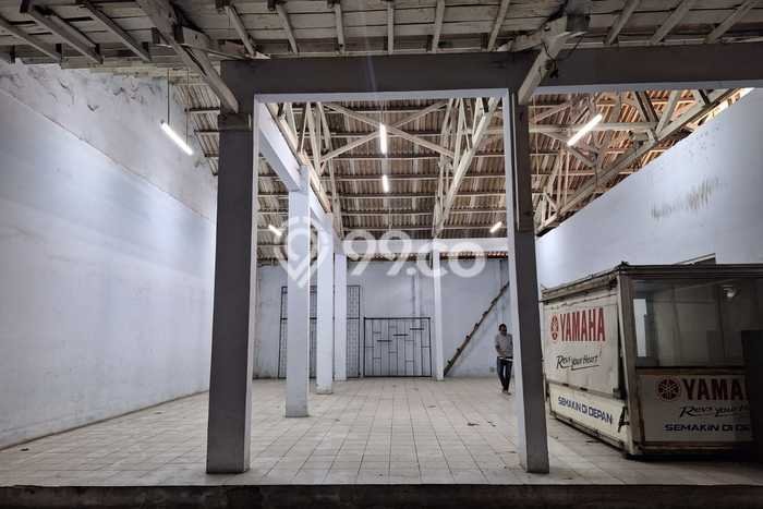 Gudang Bagus Dijual LB 450m2 Lokasi Strategis Bandung Area Cocok untuk Berbisnis Gudang Bagus Dijual LB 450m2 Lokasi Strategis Bandung Area Cocok untuk Berbisnis