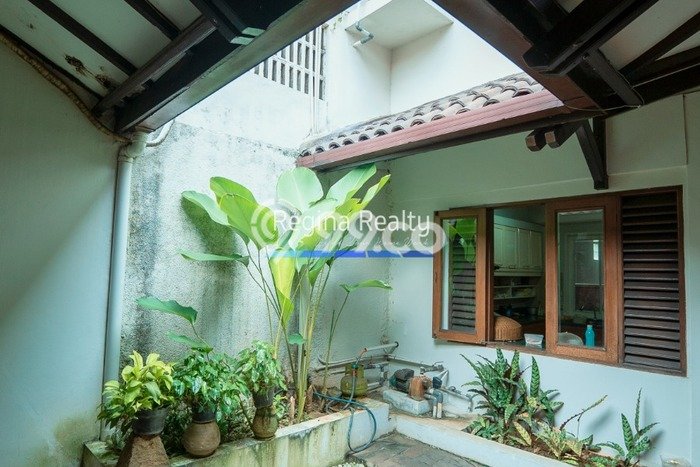 Hot Offer Hunian Premium Ideal dan Luas di Duren Sawit, Jakarta Timur Hot Offer Hunian Premium Ideal dan Luas di Duren Sawit, Jakarta Timur
