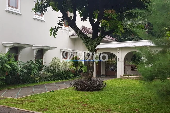 Rumah sewa siap huni 5 KT di Pondok Indah, Jakarta Selatan Rumah sewa siap huni 5 KT di Pondok Indah, Jakarta Selatan