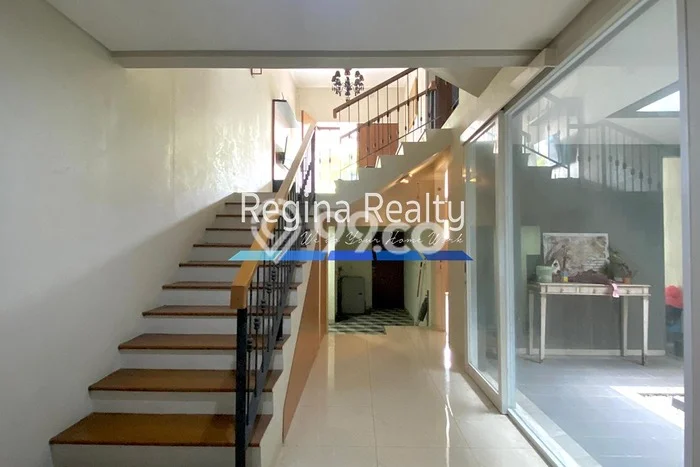 For Sale! Premium House LT 120m2 Desain Modern di Pondok Indah For Sale! Premium House LT 120m2 Desain Modern di Pondok Indah