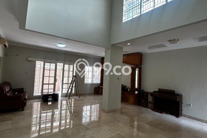 Rumah di , 4 KM, Pemandangan Indah, Luas 350m2m² Bangunan 750m2m² Rumah di , 4 KM, Pemandangan Indah, Luas 350m2m² Bangunan 750m2m²