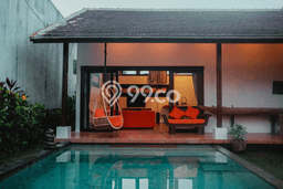 Dijual Vila Kawasan , Luas 240m2m², Dekat mudah transportasi Dijual Vila Kawasan , Luas 240m2m², Dekat mudah transportasi