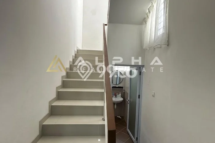 SPECIAL PRICE! Rumah Strategis di Batam Centre, LT 136m² LB 100m² SPECIAL PRICE! Rumah Strategis di Batam Centre, LT 136m² LB 100m²