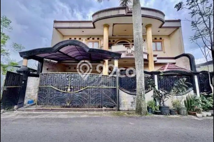 Hunian Eksklusif Dijual LT 180m2 di Kiaracondong, Bandung Hunian Eksklusif Dijual LT 180m2 di Kiaracondong, Bandung