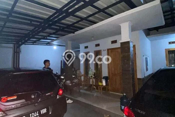 Disewakan! Rumah 4 Kamar Tidur &
2 Kamar Mandi di Cikutra, Bandung Disewakan! Rumah 4 Kamar Tidur &
2 Kamar Mandi di Cikutra, Bandung