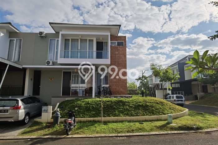 Jual Rumah Luas Megah Dengan View Cantik di BSB City, Semarang Jual Rumah Luas Megah Dengan View Cantik di BSB City, Semarang