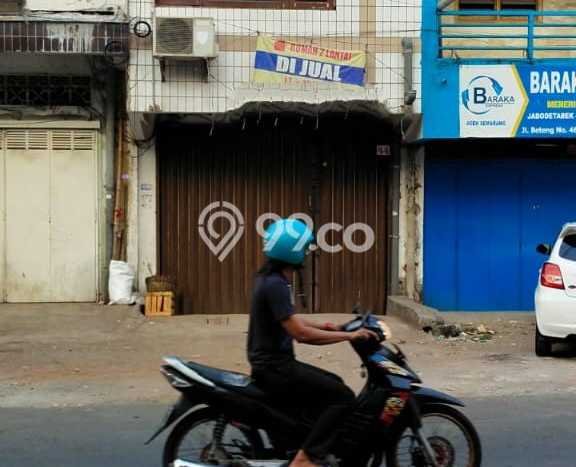 Lokasi Strategis! Dijual Ruko Bisnis di Semarang Tengah, Semarang Kondisi Baik Lokasi Strategis! Dijual Ruko Bisnis di Semarang Tengah, Semarang Kondisi Baik