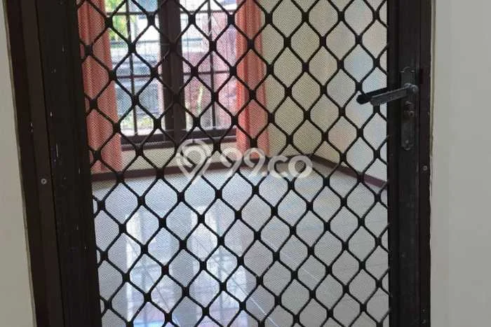 Jarang Ada! Rumah Sewa 2 Kamar Bagus Siap Huni Babatan Jarang Ada! Rumah Sewa 2 Kamar Bagus Siap Huni Babatan
