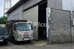 Unit Gudang Paling Strategis di Waru Sidoarjo dengan LB 450m2 Unit Gudang Paling Strategis di Waru Sidoarjo dengan LB 450m2
