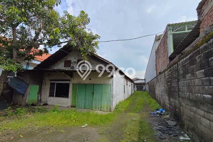 Disewakan Gudang komersial di Krian luas bangunan 1000m2 Disewakan Gudang komersial di Krian luas bangunan 1000m2