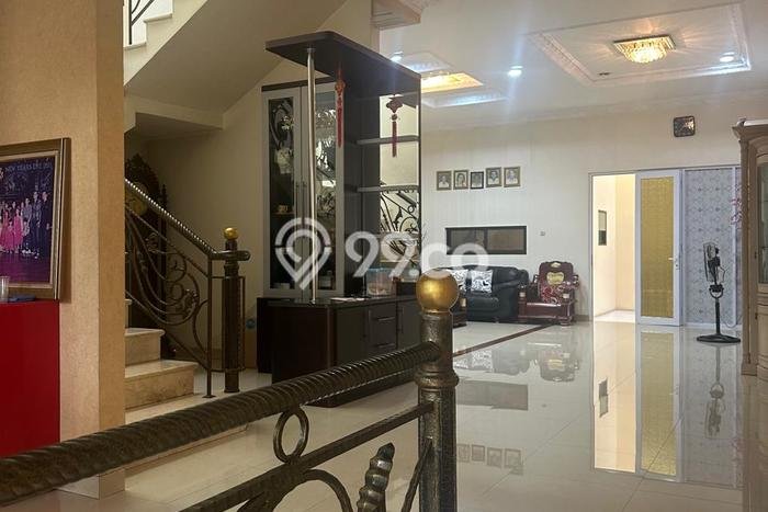 For Sale! Premium House LT 175m2 Desain Modern di Pantai Indah Kapuk For Sale! Premium House LT 175m2 Desain Modern di Pantai Indah Kapuk