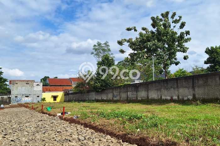 Tanah Strategis Dijual di Ciputat Timur Tangerang Selatan 102m2 Tanah Strategis Dijual di Ciputat Timur Tangerang Selatan 102m2