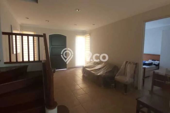Disewakan segera rumah minimalis strategis 5 Kamar di BSD, Tangerang Selatan Disewakan segera rumah minimalis strategis 5 Kamar di BSD, Tangerang Selatan