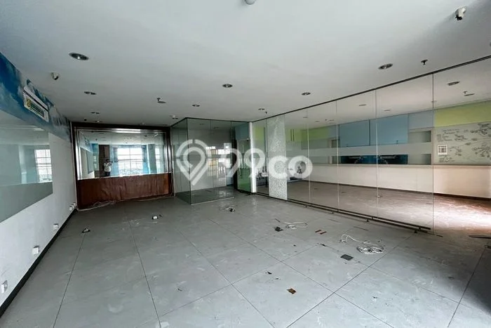 Kantor Dijual di Prime Area Jakarta Selatan Luas 97m2 Kantor Dijual di Prime Area Jakarta Selatan Luas 97m2