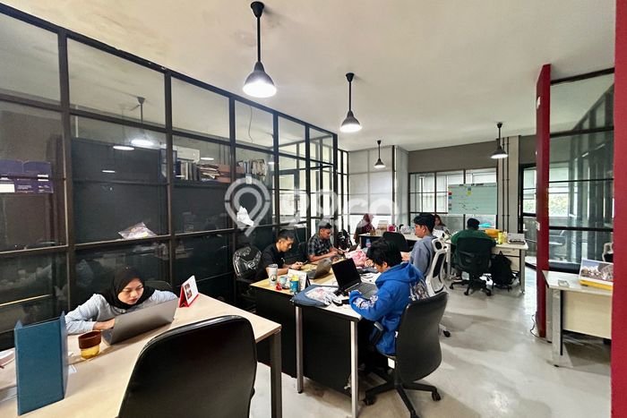 Ruko Dijual di Prime Area Jakarta Pusat Luas 450m2 Ruko Dijual di Prime Area Jakarta Pusat Luas 450m2