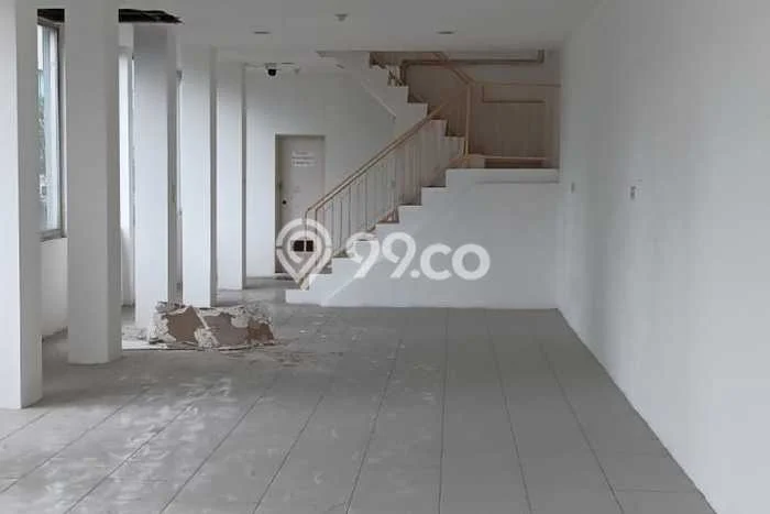 Dijual Ruko Kawasan Premium Kawasan , Luas 300m2m², Jalan Raya Dijual Ruko Kawasan Premium Kawasan , Luas 300m2m², Jalan Raya
