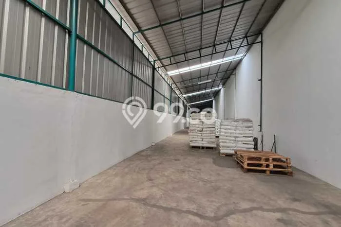 Disewakan Gudang komersial di Gunung Sindur luas bangunan 6000m2 Disewakan Gudang komersial di Gunung Sindur luas bangunan 6000m2