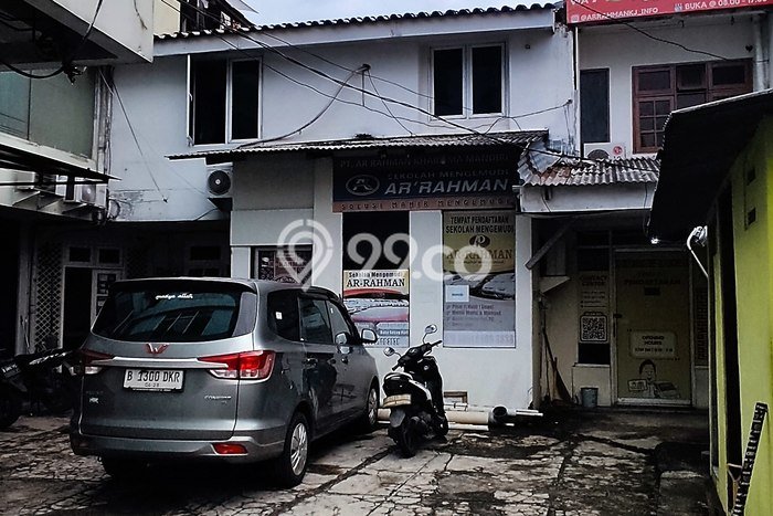 Unit Kantor Dijual di Jakarta Timur LT 530m2 & LB 600m2 Unit Kantor Dijual di Jakarta Timur LT 530m2 & LB 600m2