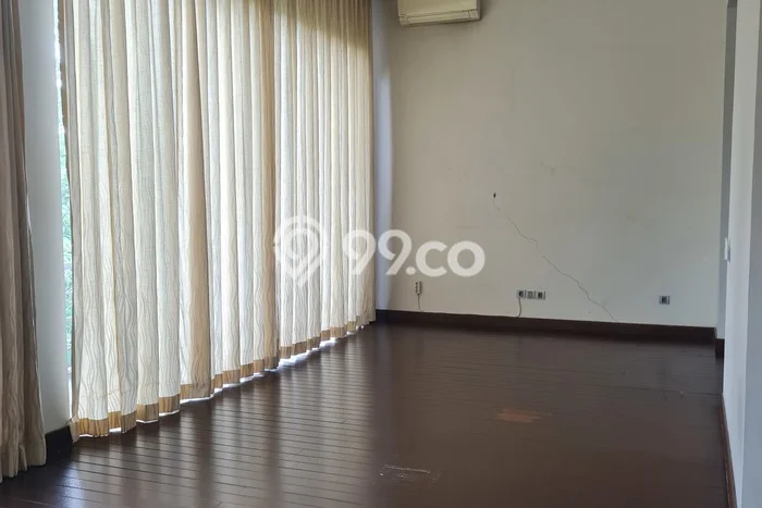 Jarang Ada! Rumah Kontrakan 4 Kamar Nyaman Siap Huni BSD De Park Jarang Ada! Rumah Kontrakan 4 Kamar Nyaman Siap Huni BSD De Park