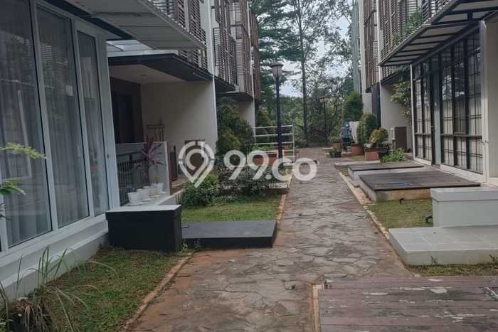 Rumah Luas Asri 3 KT Siap Huni di BSD Green Wich Tangerang Rumah Luas Asri 3 KT Siap Huni di BSD Green Wich Tangerang