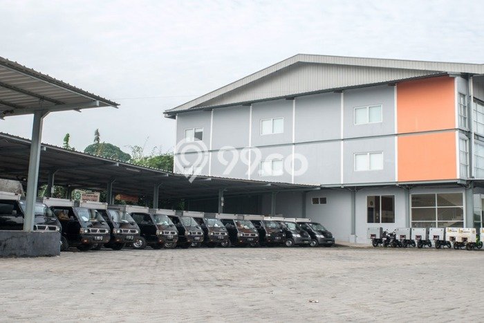 Unit Gudang Dijual di Bekasi LT 8090m2 & LB 2640m2 Unit Gudang Dijual di Bekasi LT 8090m2 & LB 2640m2