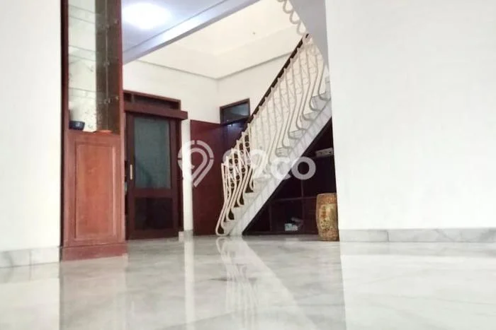 Jual Rumah Mewah Megah Dengan View Cantik di Bendungan Hilir, Jakarta Pusat Jual Rumah Mewah Megah Dengan View Cantik di Bendungan Hilir, Jakarta Pusat