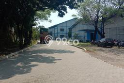 Unit Gudang disewakan di Karawaci Tangerang dengan LT 720m2 / LB 858m2 Unit Gudang disewakan di Karawaci Tangerang dengan LT 720m2 / LB 858m2