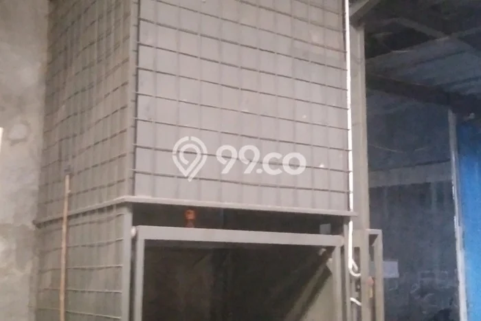 FOR RENT! Gudang di Rawa Buaya Cocok untuk Bisnis 300m2 FOR RENT! Gudang di Rawa Buaya Cocok untuk Bisnis 300m2