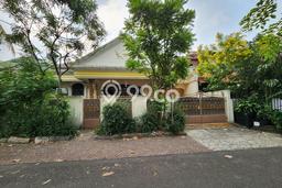 Siap Huni Rumah Mewah 3 Kamar di Jatinegara Dekat ke Mana Pun Siap Huni Rumah Mewah 3 Kamar di Jatinegara Dekat ke Mana Pun