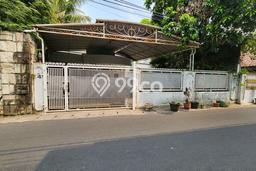 Rumah Elit LB 563m2 Siap Pakai Desain Elegan di Cawang, Jakarta Timur Rumah Elit LB 563m2 Siap Pakai Desain Elegan di Cawang, Jakarta Timur