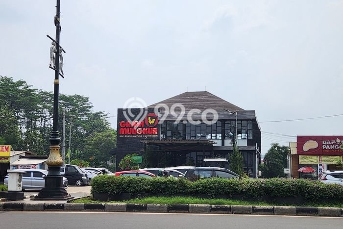 Unit Komersial Dijual di Cibinong Bogor 700m2 Unit Komersial Dijual di Cibinong Bogor 700m2