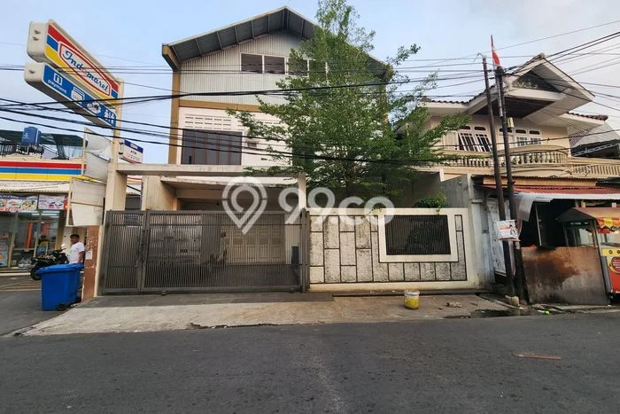 Gudang Bagus LT 182m2 LB 230m2 Dijual di Jatinegara Jakarta Timur Gudang Bagus LT 182m2 LB 230m2 Dijual di Jatinegara Jakarta Timur