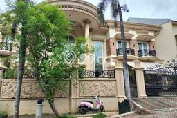 Siap Huni Rumah Minimalis & Modern LB 410m2 di Pantai Mutiara Siap Huni Rumah Minimalis & Modern LB 410m2 di Pantai Mutiara