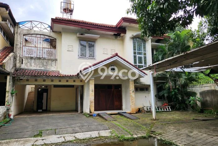 Ready to Use! Premium House LT 300m2 Desain Elegan di Lebak Bulus Ready to Use! Premium House LT 300m2 Desain Elegan di Lebak Bulus