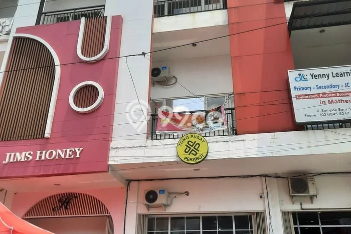 Ruko Bagus Dijual di Peterongan Semarang Strategis Cocok untuk Kembangkan Bisnis Ruko Bagus Dijual di Peterongan Semarang Strategis Cocok untuk Kembangkan Bisnis