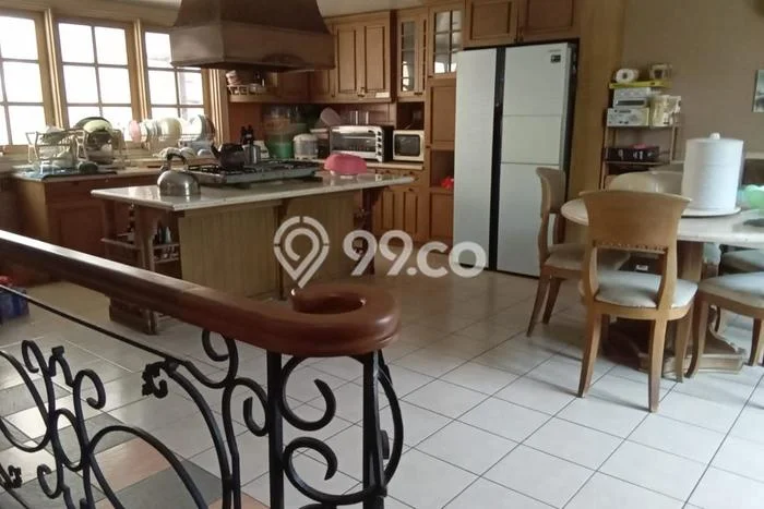 Jual Rumah Luas Elegan Dengan View Eksklusif di Pegadungan, Jakarta Barat Jual Rumah Luas Elegan Dengan View Eksklusif di Pegadungan, Jakarta Barat