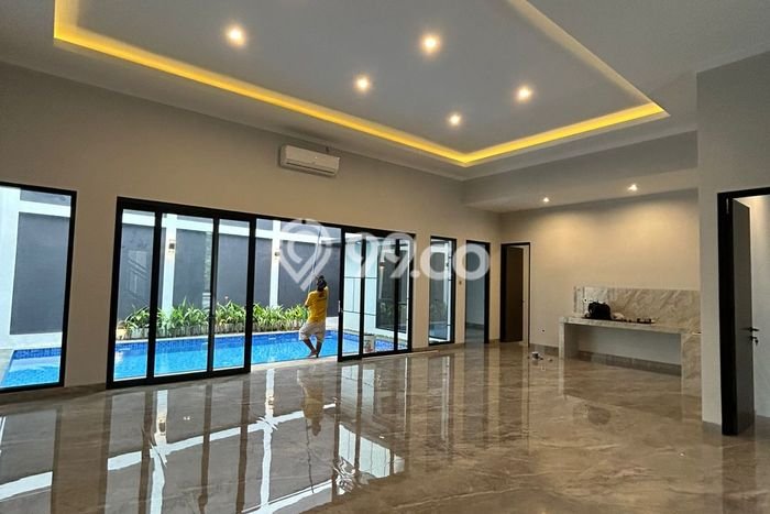 Ready to Use! Luxury House LT 267m2 Desain Modern di Sektor 9-Bintaro Ready to Use! Luxury House LT 267m2 Desain Modern di Sektor 9-Bintaro