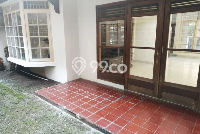 Rumah Modern 3 KT di Sektor 5 - Bintaro Tangerang Selatan Unfurnished Rumah Modern 3 KT di Sektor 5 - Bintaro Tangerang Selatan Unfurnished