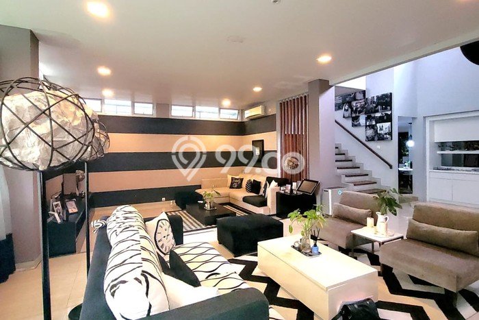 Dijual Rumah Mewah Megah Dengan View Cantik di Sektor 9-Bintaro, Tangerang Selatan Dijual Rumah Mewah Megah Dengan View Cantik di Sektor 9-Bintaro, Tangerang Selatan