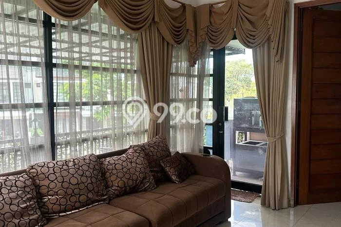 Ready to Use! Luxury House LT 206m2 Desain Modern di Sektor 9-Bintaro Ready to Use! Luxury House LT 206m2 Desain Modern di Sektor 9-Bintaro