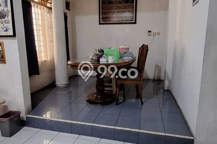 Jual Rumah Mewah Elegan Dengan View Eksklusif di Sektor 1 - Bintaro, Jakarta Selatan Jual Rumah Mewah Elegan Dengan View Eksklusif di Sektor 1 - Bintaro, Jakarta Selatan