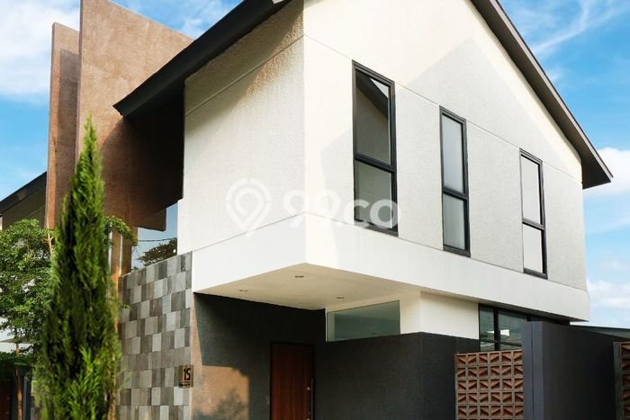 LOKASI PREMIUM! Rumah Berkembang di Pasar Rebo, LT 82m² Bangunan 92m² LOKASI PREMIUM! Rumah Berkembang di Pasar Rebo, LT 82m² Bangunan 92m²