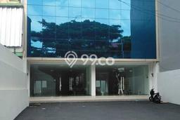 AREA TERBAIK! Ruko Kawasan Ciputat, Luas 336m², Keramaian Terjamin AREA TERBAIK! Ruko Kawasan Ciputat, Luas 336m², Keramaian Terjamin