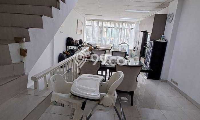 SEWA STRATEGIS! Ruko di , Luas 200m2m², Lokasi Berkembang SEWA STRATEGIS! Ruko di , Luas 200m2m², Lokasi Berkembang