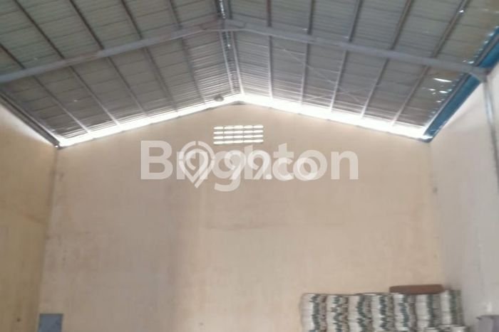 PRIME LOCATION! Gudang Kawasan Dadap, Luas 360m², Kawasan Komersial, Lokasi Premium PRIME LOCATION! Gudang Kawasan Dadap, Luas 360m², Kawasan Komersial, Lokasi Premium